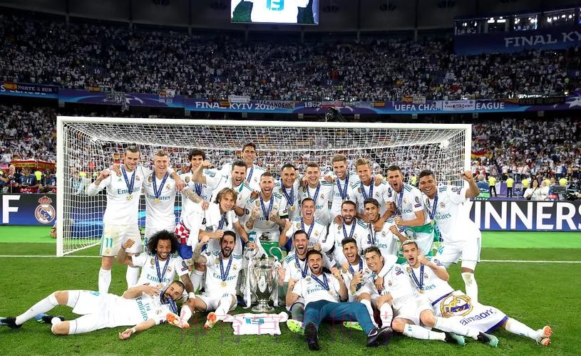 安帅现场观看皇马B队比赛 小将阿里巴斯表现抢眼 安帅现场观看皇马B队比赛 小将阿里巴斯表现抢眼